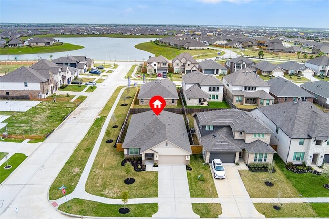 property at 13724 Sabine Lk Dr