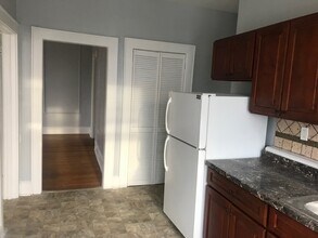 382 Bloomfield Ave, Unit 206 in Bloomfield, NJ - Building Photo - Building Photo