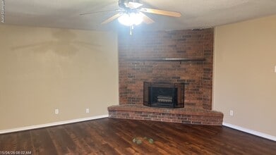 800 Fort Worth St in Mansfield, TX - Building Photo - Building Photo