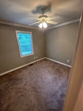 109 Rollins Acres Ln in Lillington, NC - Building Photo - Building Photo