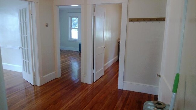 151 Forest Hills St, Unit 1 in Boston, MA - Building Photo - Building Photo