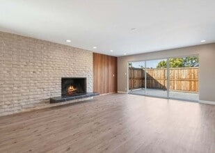 424 St Andrews Rd in Newport Beach, CA - Building Photo - Building Photo