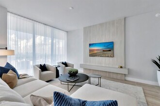 525 N Fort Lauderdale Beach Blvd in Fort Lauderdale, FL - Building Photo - Building Photo