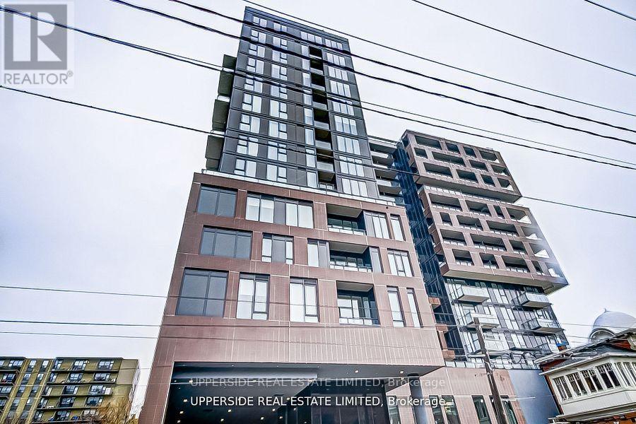 270-270 Dufferin St in Toronto, ON - Building Photo