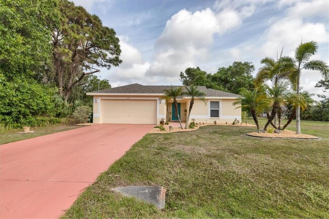 228 Wayne Rd in Rotonda West, FL - Building Photo - Building Photo