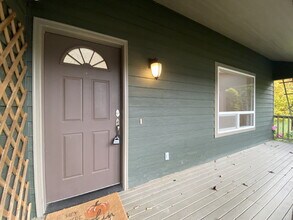 6012 Oscar Ct in Ferndale, WA - Building Photo - Building Photo