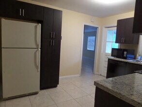 9145 E Highland Pines Blvd in Palm Beach Gardens, FL - Building Photo - Building Photo