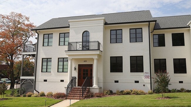 property at 605 Smedes Pl