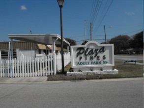 Cottage Cove in Clearwater, FL - Foto de edificio - Building Photo