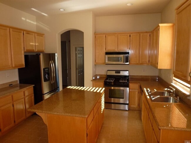 property at 3273 Inwood Pl