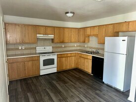 402 Topeka Ct in Nolanville, TX - Building Photo