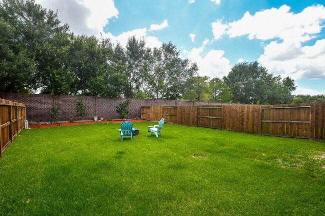 2135 Waterford Park St in Missouri City, TX - Building Photo - Building Photo