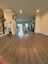 2408 Crescent Wy in Charlottesville, VA - Building Photo