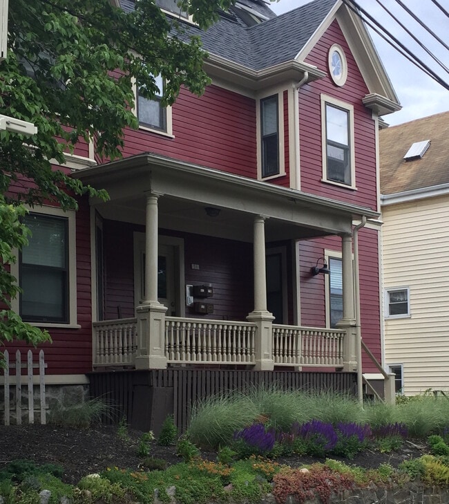 31 Conway St, Unit 2