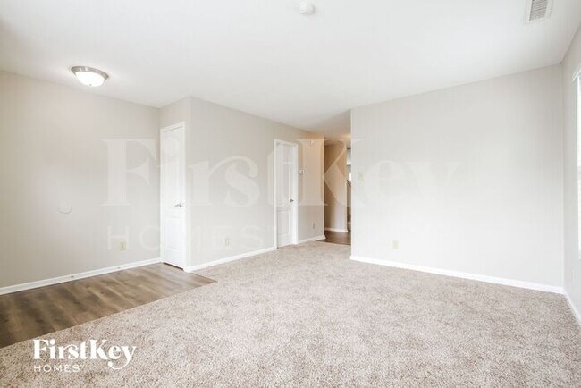 7909 Liberty School Ln in Indianapolis, IN - Building Photo - Building Photo