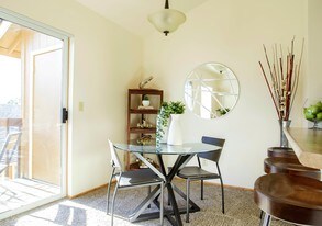 Anjou Club Apartment Homes in Talent, OR - Building Photo