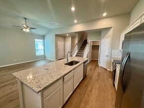 237 Schrader Dr in Buda, TX - Building Photo - Building Photo
