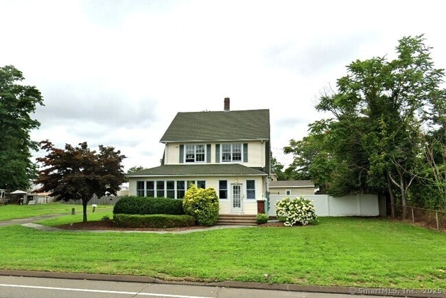 724 Middletown Ave