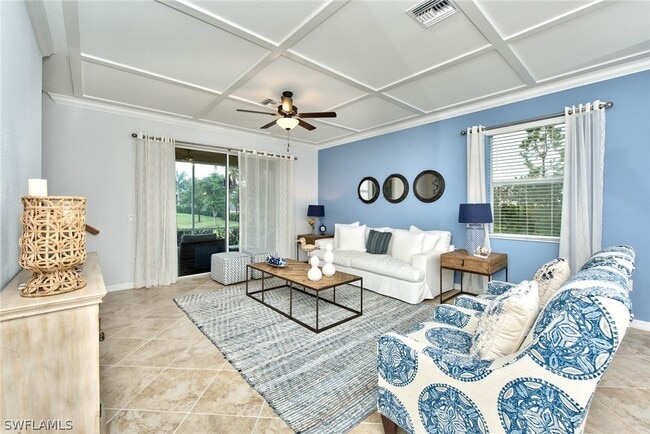 2612 Blossom Wy in Naples, FL - Foto de edificio - Building Photo