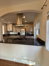 2007 Poli St in Ventura, CA - Building Photo - Building Photo