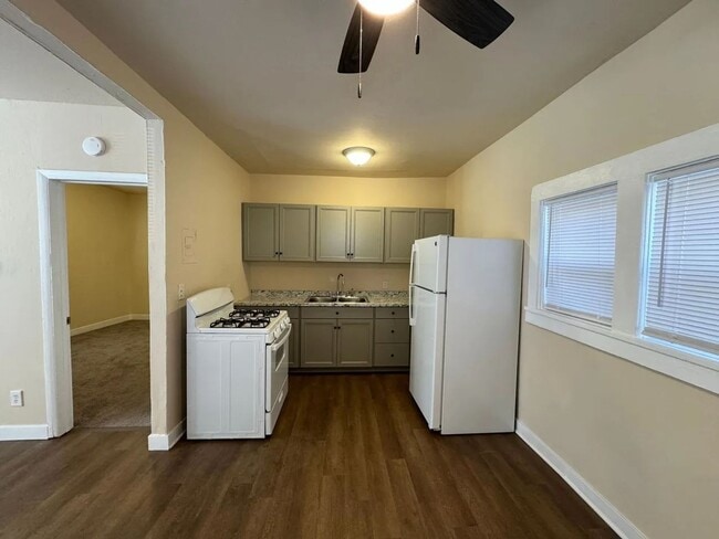 property at 910 Sahwatch St