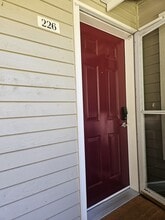 9009 Avondale Rd NE in Redmond, WA - Building Photo - Building Photo