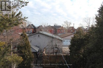 14 Leeming St in Hamilton, ON - Building Photo - Building Photo