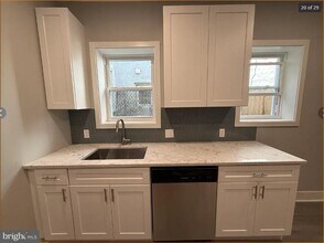 1931 Montrose St in Philadelphia, PA - Building Photo - Building Photo