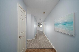 22814 W Waterlake in Richmond, TX - Foto de edificio - Building Photo