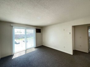 185 Loudon Rd in Concord, NH - Building Photo - Building Photo
