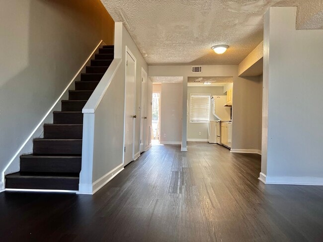 210 Appleby Dr in Athens, GA - Building Photo - Building Photo