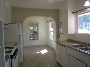 3435-3437 46th St in San Diego, CA - Foto de edificio - Building Photo