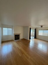 11349 Avenida De Los Lobos in San Diego, CA - Building Photo - Building Photo