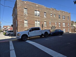 436 Anderson Ave in Cliffside Park, NJ - Building Photo - Building Photo
