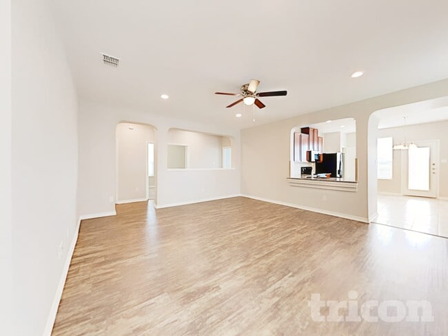 13338 Stetson Trail in San Antonio, TX - Building Photo - Building Photo