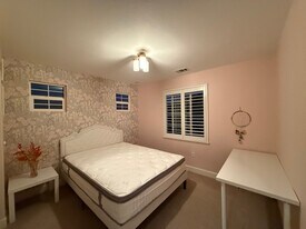 244 Selby Lane in Livermore, CA - Building Photo