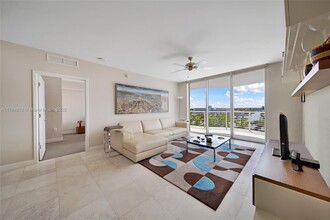 2831 N Ocean Blvd in Fort Lauderdale, FL - Foto de edificio - Building Photo
