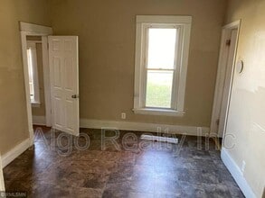3008 Emerson Ave N in Minneapolis, MN - Building Photo - Building Photo