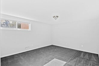 The Greenbriar in Baltimore, MD - Foto de edificio - Building Photo