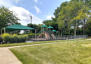 23855 David Dr., Unit 211 in North Olmsted, OH - Building Photo - Building Photo