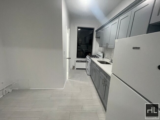 STERLING PLACE in Brooklyn, NY - Building Photo - Building Photo
