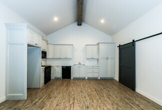 2513 111th St in Lubbock, TX - Building Photo - Building Photo