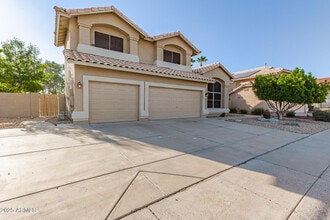 7834 W Kerry Ln in Glendale, AZ - Building Photo - Building Photo