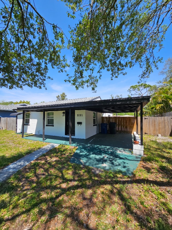 231 42nd Ave NE in St. Petersburg, FL - Building Photo - Building Photo