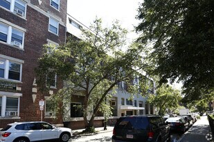 67 Symphony Rd, Unit 31 in Boston, MA - Building Photo