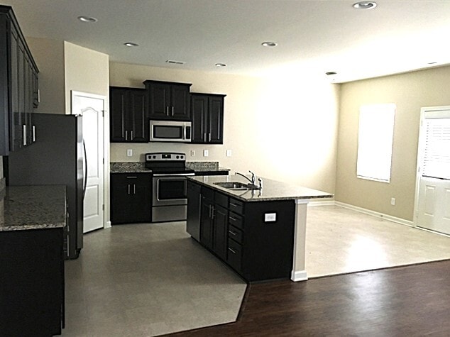 1006 Lavender Ln in Indian Trail, NC - Foto de edificio - Building Photo