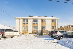 1119 78 Av NW in Calgary, AB - Building Photo