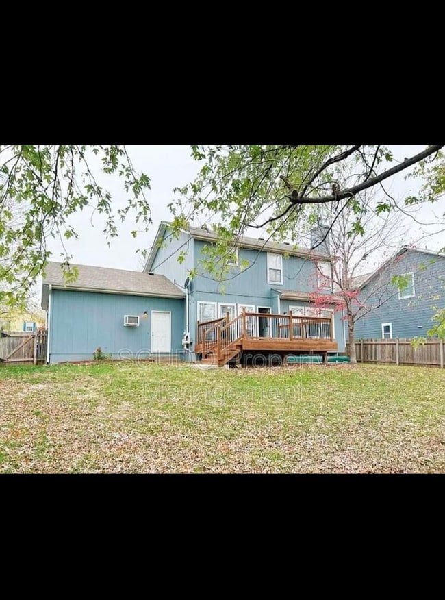15325 S Sturgeon Dr in Olathe, KS - Building Photo - Building Photo