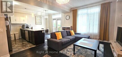 2326 Natasha Cir in Oakville, ON - Building Photo - Building Photo