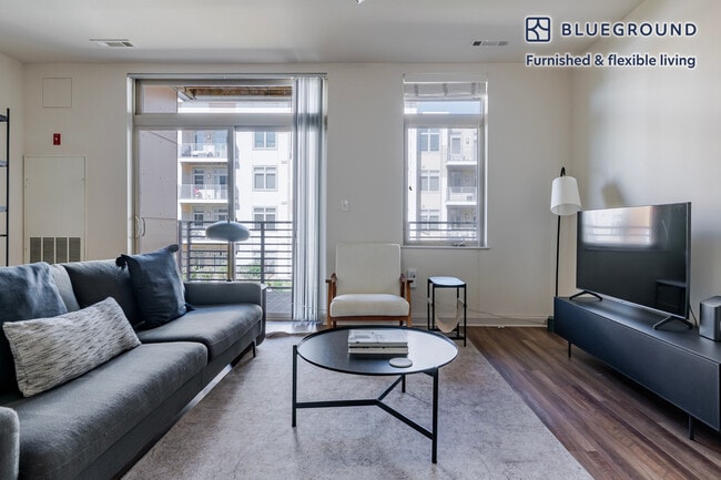 36 River St